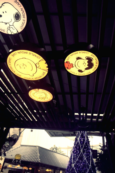 snoopy lamps at charlie brown's